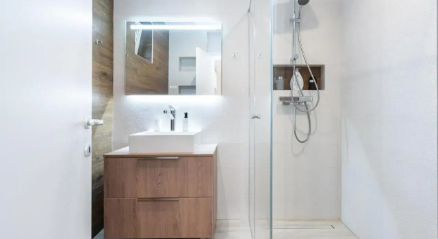 SPOT THE GIRAFFE. Desirable Studio at Tineretului, Prenota Hotel Bucarest Muntenia