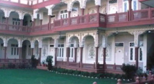 OYO 10283 Hotel Jaipur Darbar