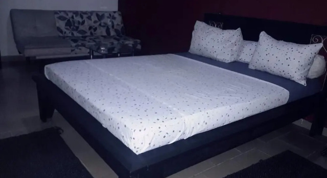 Har Tourisme 1, Boek Hotel Hotels in Abidjan met parkeren, Parkeren