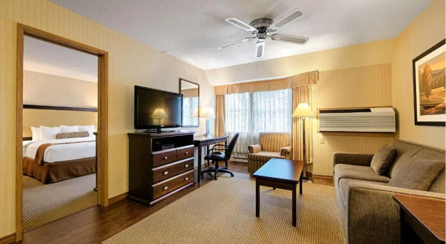 Люкс Best Western Plus Emerald Isle Hotel