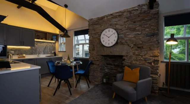 Апартаменты Spacious - Contemporary 2BR Apartment - Central Ambleside - Parking