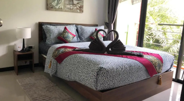 Апартаменты с видом на бассейн Naiharn Pearl Condo Hotel by VillaCarte