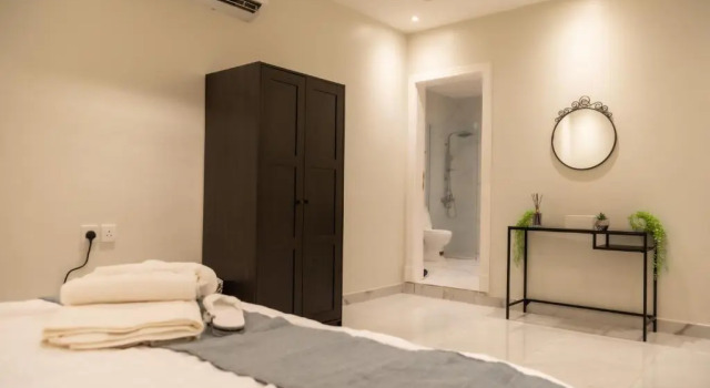 No.8-9 Relax & Enjoy Time w/Manazil Alyasmin 2BR/1or2BA, Buchen Sie Hotel Riad 