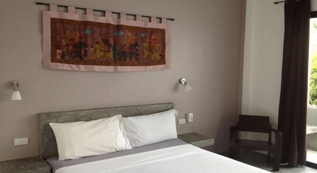 Sairee Sairee Guesthouse