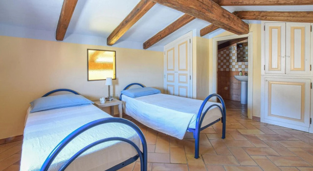 Stunning Home in Capo D'orso - Palau With 3 Bedrooms, Book Hotel Palau Emerald Coast