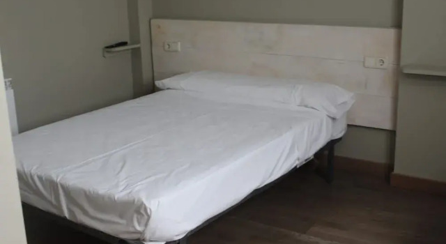 El Camino Urban Rooms, Rezerwuj Hotel Hotele w Nawarra z basenem, Basen