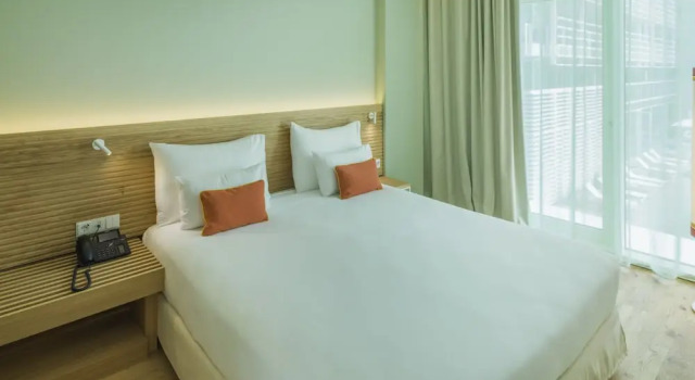 Люкс Comfort с балконом и с частичным видом на море Falkensteiner Hotel & Spa Jesolo