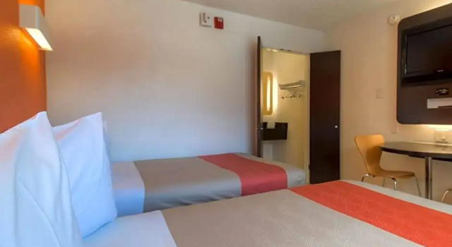 Номер Premium Studio 6 Suites Las Vegas, NV - Tropicana