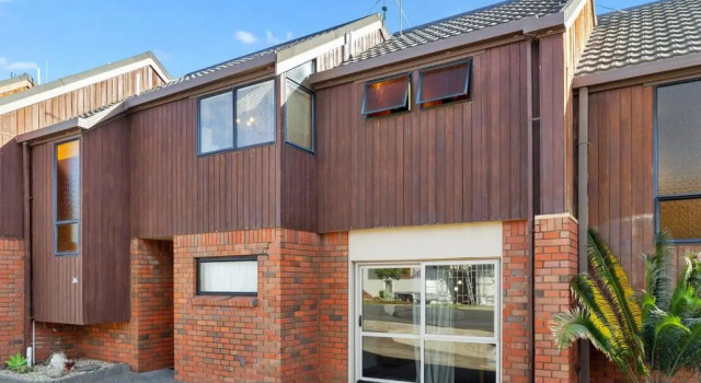 Downtown Mountview - Mt Maunganui Holiday Home