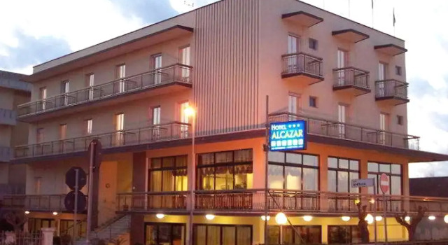Alcazar Hotel