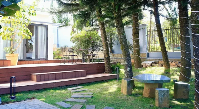 Номер Deluxe DD Hospitality - Mây Bách Đà lạt