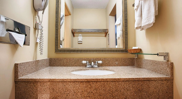 Двухместный номер Deluxe Best Western West Greenwich Inn