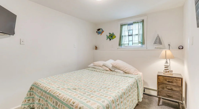 Milford Vacation Rental 1 Block to Beach, Book Hotel Milford Connecticut