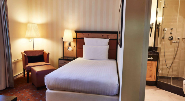 Номер Standard Steigenberger Icon Grandhotel Belvédère