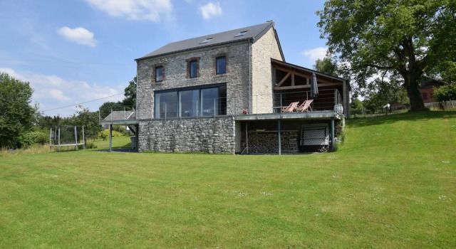 Коттедж Holiday Home in Humain With BBQ & Nature Views