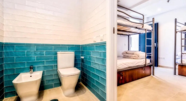 Кровать в общем номере (женский номер) Hostel A2C