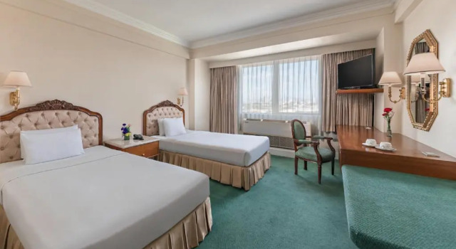 Номер Deluxe Manila Prince Hotel