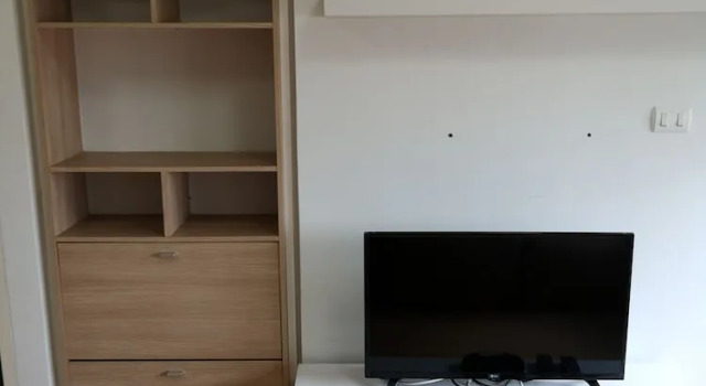 Comfy Deluxe One Bedroom