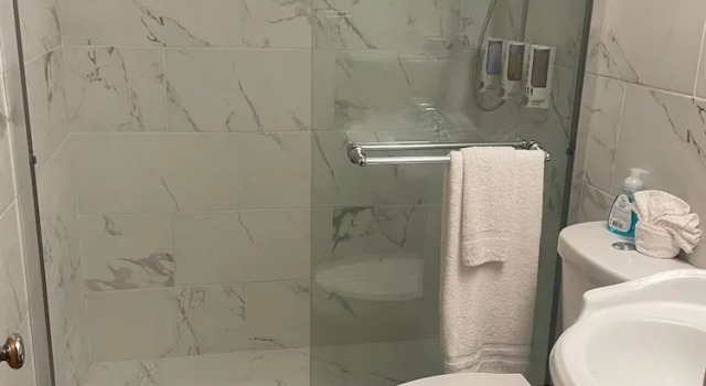Двухместный номер Standard Rolling Pines Golf & Banquet Facility