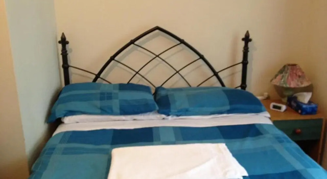 Lenton Lodge Guest House, Забронировать Гостевой дом Отели Исторического графства Суссекса с парковкой, Парковка
