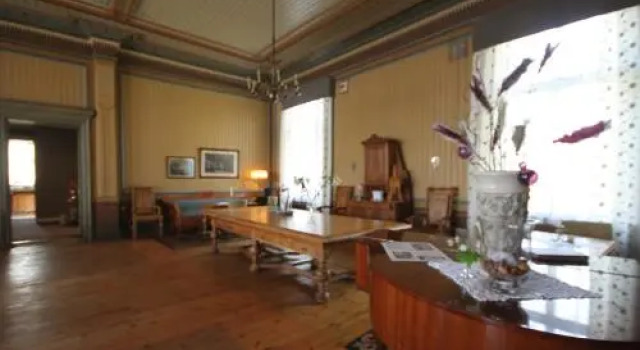Tingsholm Festvåning, Konferens, Vandrarhem, Book Hotel  