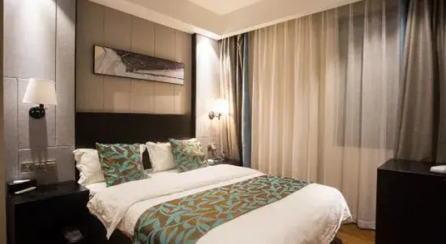 Lujiang Juai Garden Hotel, Book Hotel Lujiang Anhui