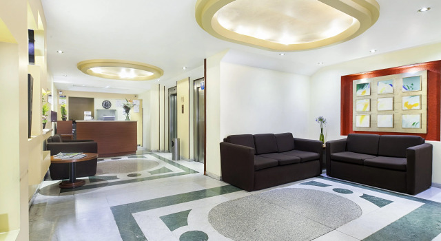 Exe Suites San Marino, Забронировать Отель Мехико Мексико, рядом с Estela de Luz