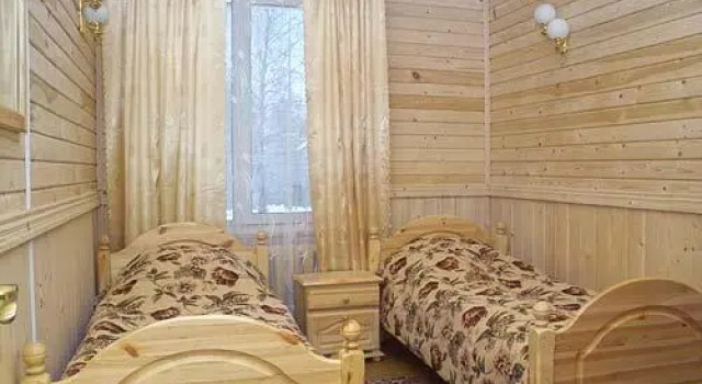 Viktoriia, Prenota Locanda Hotel a Anello d'Oro con parcheggio, Parcheggio
