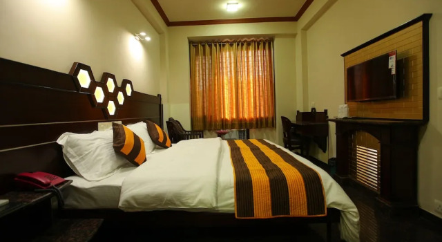 Hotel Anandam, Забронировать Отель Отели Гургаон 3 звезды, рядом с Sikanderpur Rapid Metro, 3*