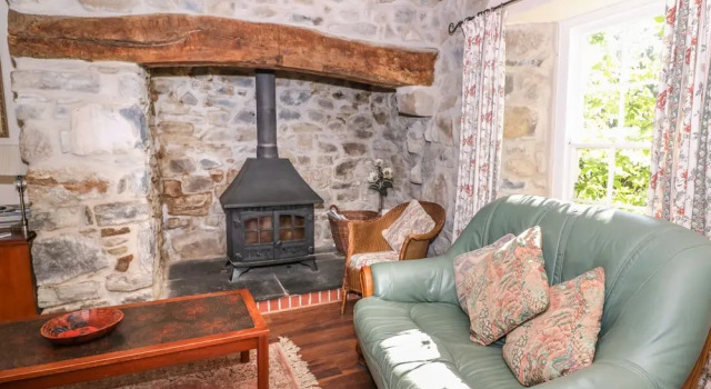 Derry Cottage, Reservar Casa de férias Lampeter Velfrey Glamorgan