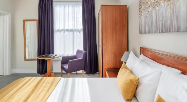 Standart üç kişilik aile oda New Continental Hotel, Sure Hotel Collection by Best Western