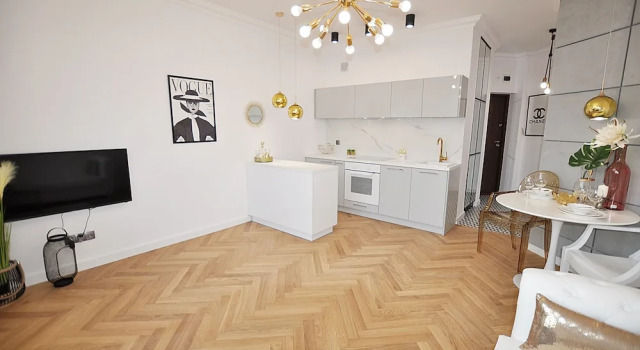 Apartament Superior-Aleja Wyzwolenia 3-5, Забронировать Апартаменты/квартира Воля Варшава, рядом с Кабинет президента Польши