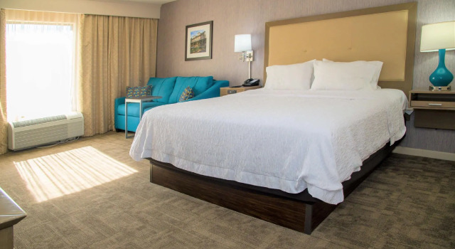 Студия Hampton Inn Lewisburg