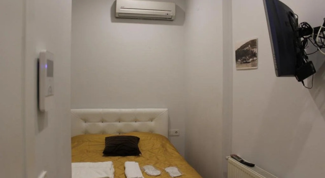 Cicekli Yali Pansiyon, Rezervovat Hotel Hotely v Prince Islands s parkováním, Parkování