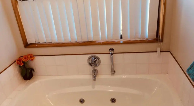 Номер Standard Cascades Lakefront Motel