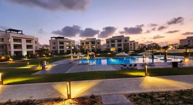 قرية امواج, Boek Appartement Hotels in North Coast met parkeren, Parkeren