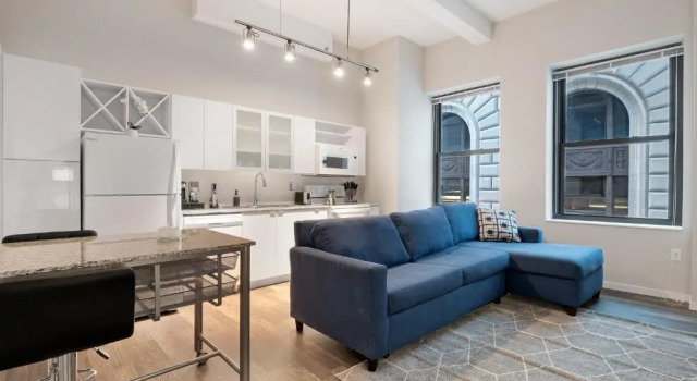 Номер Standard Heart of Downtown with Amazing Amenities steps from Nightlife 503