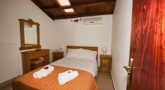 Трёхместный номер Standard с видом на море Anemoessa Traditional Village Hotel