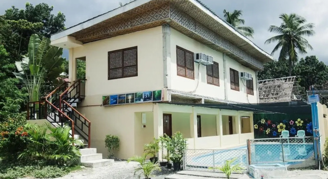Luksusowy pokój i balkonem Panglao Grande Resort