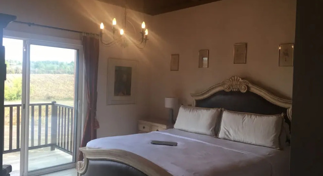 O'Vineyards Winery and B&B, Rezerwuj Bed and Breakfast Villemoustaussou Aude