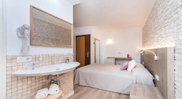 Одноместный номер Hotel Na Taconera Sport & Relax