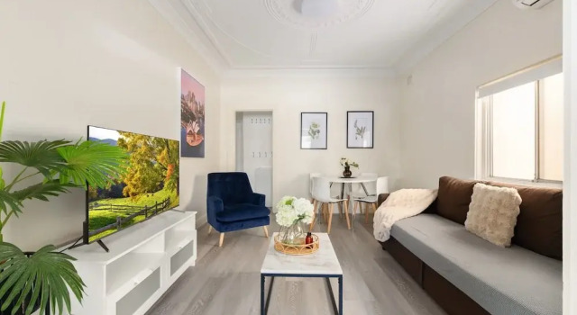Апартаменты 2-bed Apartment Near Manly Beach