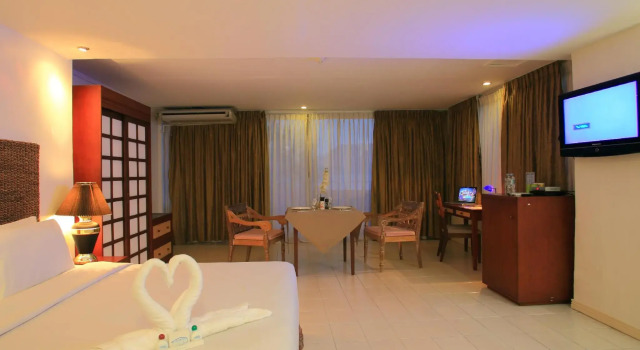 Wild Orchid Beach Resort