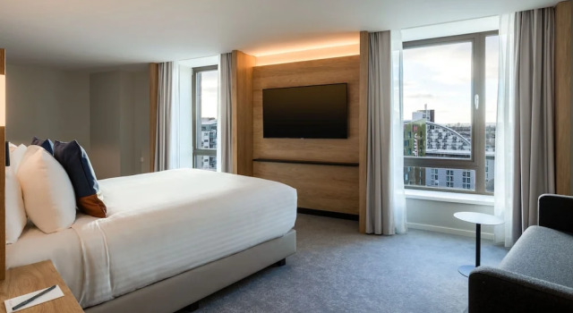 Двухместный семейный номер Standard Courtyard by Marriott Glasgow SEC