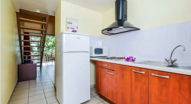 Standard Zimmer Doppelhaus mit Balkon Koniambo