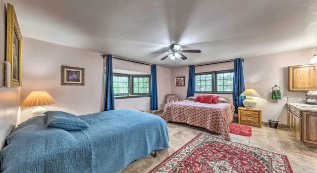 Коттедж Casa Ruidoso Cabin: Hot Tub, Views & Pool Table!