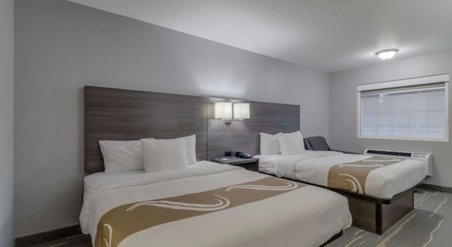 Standard- firedobbelt værelse Quality Inn Kodak Sevierville