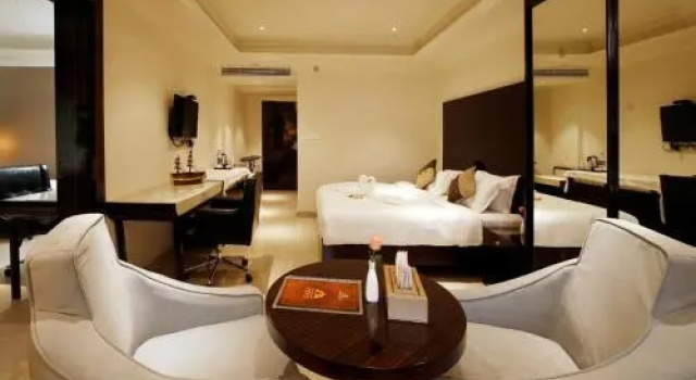 Hotel Park Residency
