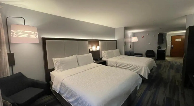 Двухместный люкс Holiday Inn Express & Suites Columbia - East Elkridge, Jessup an IHG Hotel