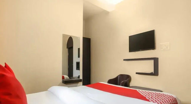 Hotel Crystal Riverside by OYO Rooms, Book Hotel Jamshedpur Jharkhand